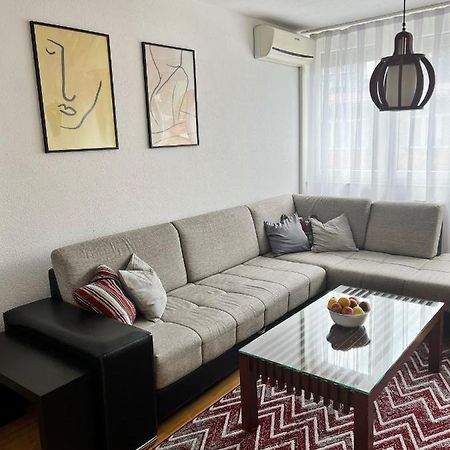 Hello Sa Apartment Szarajevó Kültér fotó